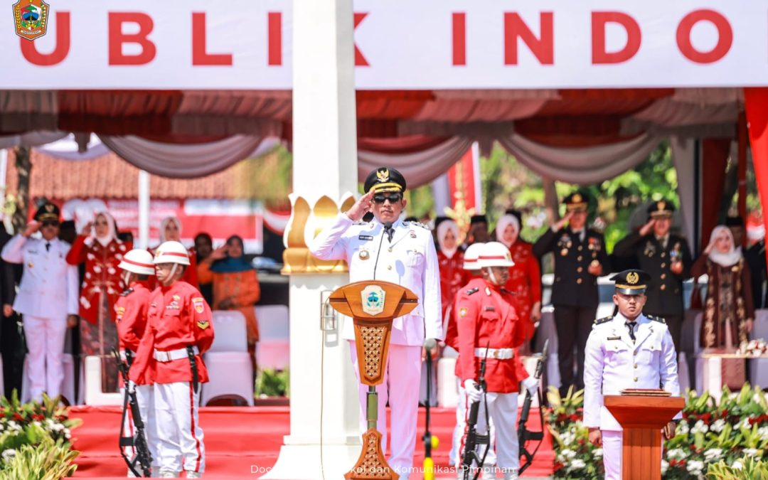 UPACARA PENGIBARAN BENDERA MERAH PUTIH DALAM RANGKA HUT KE-80 KEMERDEKAAN RI TAHUN 2025